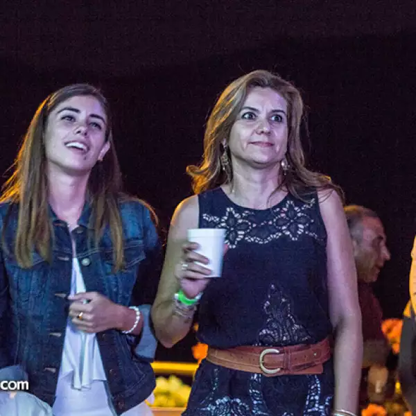 Paola de la Vega,Alejandra Ruiz