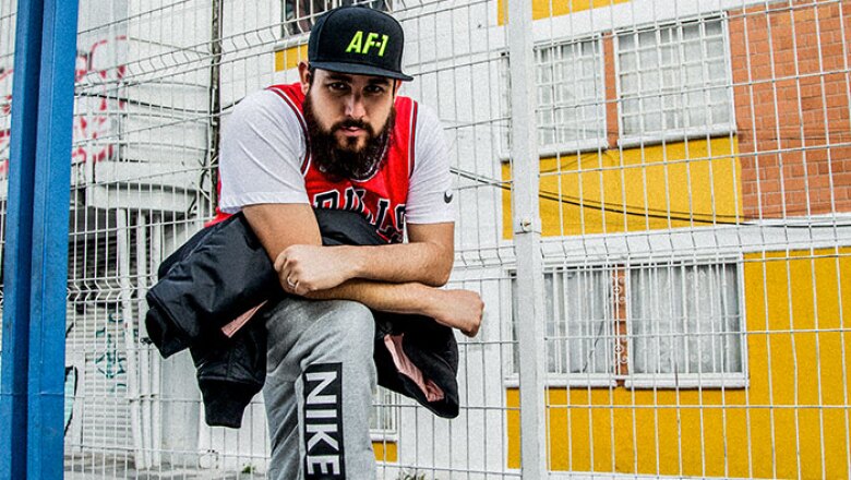 Pery Meza, jugador profesional de Los Capitanes; Diego Alfaro, Smithe y Danger son representantes de la campaña.