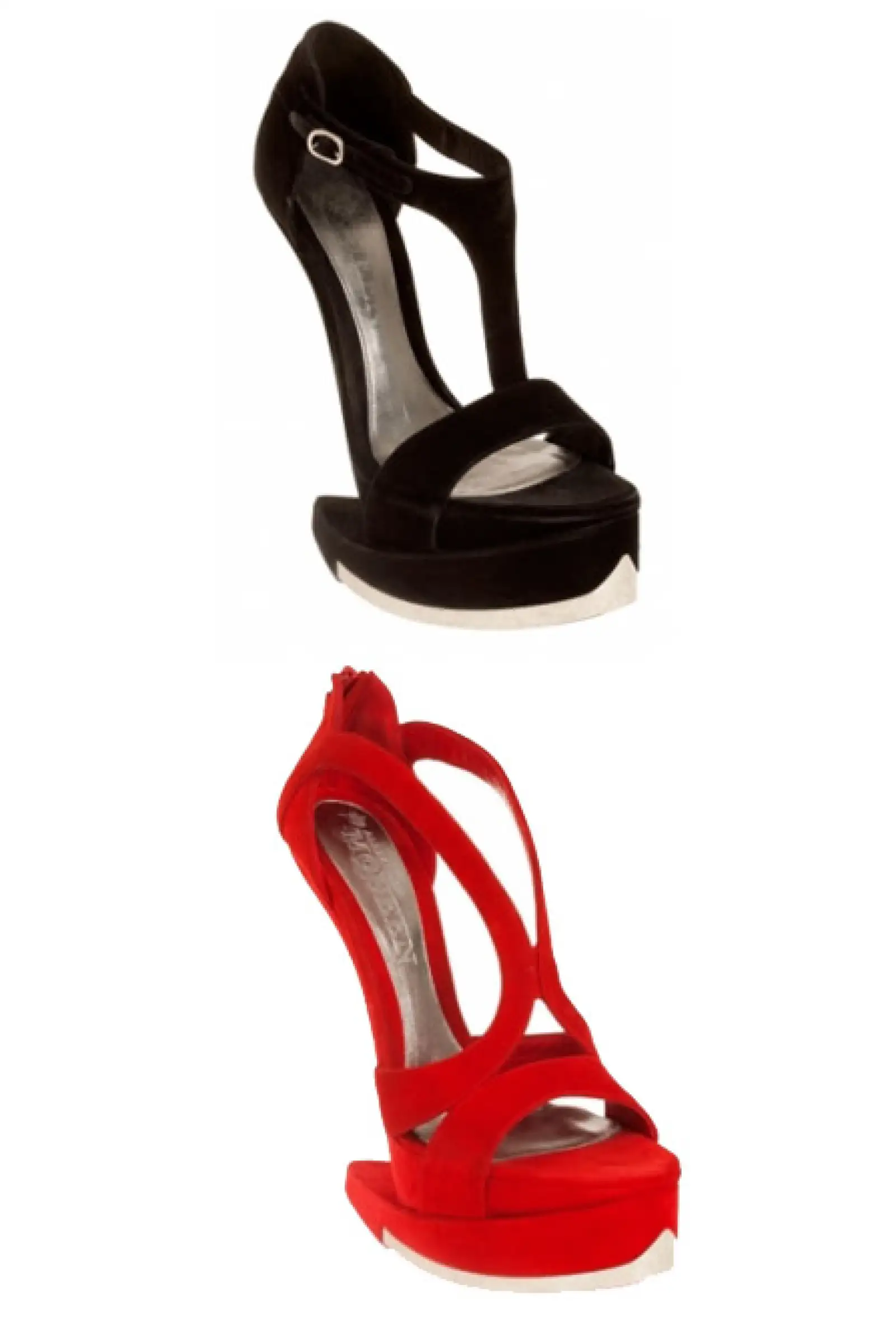 McQueen continúa creando accesorios muy origianles. Este modelo de tacones abiertos tiene un diseño contemporáneo e ideal para tus noches de coctél.