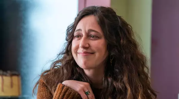 Mariana Treviño y Tom Hanks actúan en Un vecino gruñón