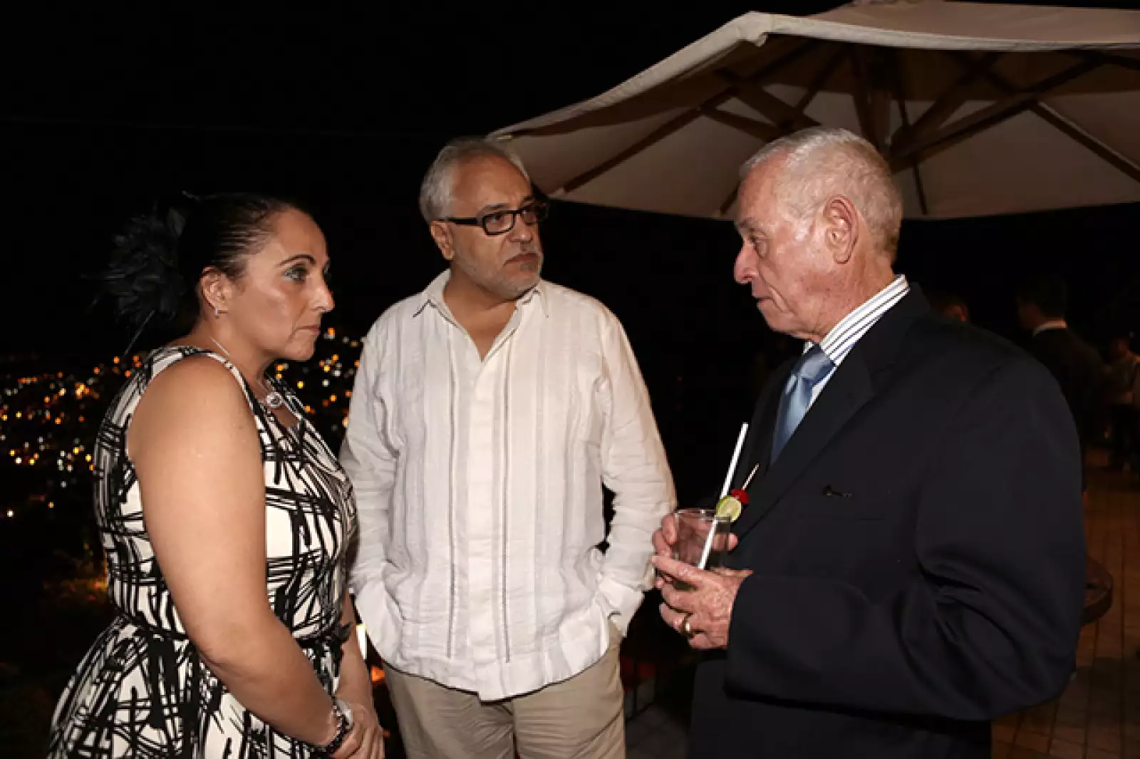 Martha Prieto,Manuel Fernández,Roberto Palazuelos
