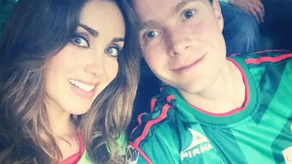 Fue Anahí la encargada de retar a su novio para cumplir el reto y éste no sólo lo hizo sino que nominó al Jefe de Gobierno del DF y Eruviel Ávila, gobernador del Estado de México, Eruviel Ávila.
