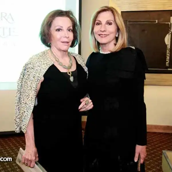 Luisa Barrera de Serna y Cecile Camil