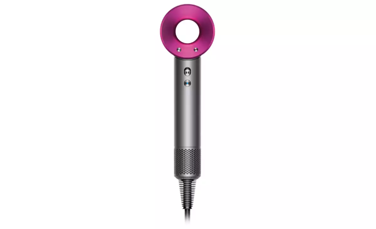 1-dyson-BLANCA DIAZ-pelo-cabello-pelo chino-cuidados-shampoo-herramientas de calor.jpg