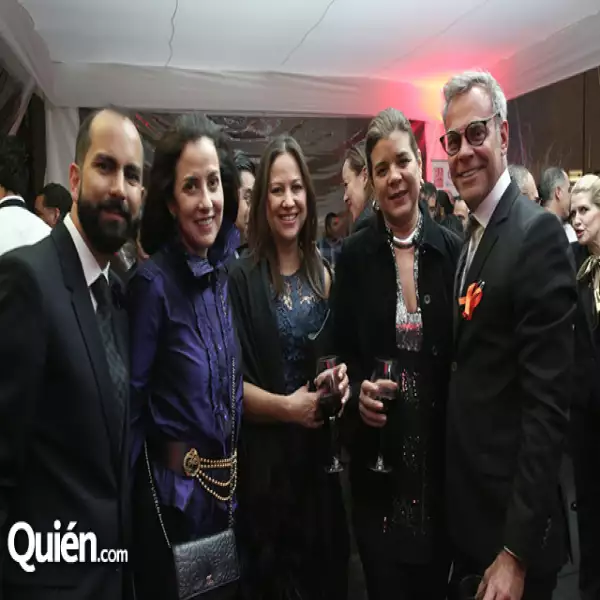 David Meza, Gigi Argüelles, Mara Yañez, Sonya Santos y Raúl Romo