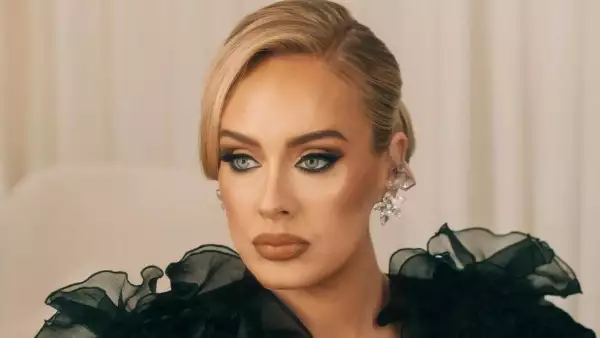 adele (1).jpg