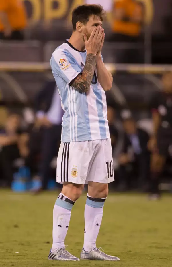 El mundo quedó atónito ante la decisión que el jugador tomó después de su error.