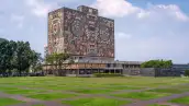 Biblioteca central de la Unam ubicada en la ciudad universitaria de CDMX.