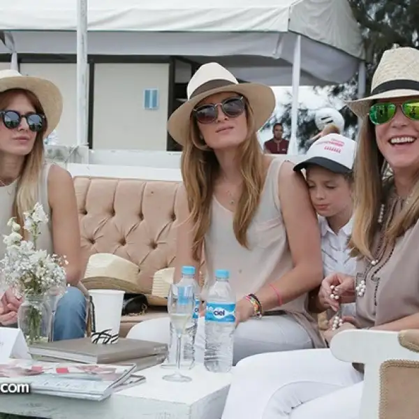 Isabel Macedo,Beatriz Macedo y Carolina Ortiz