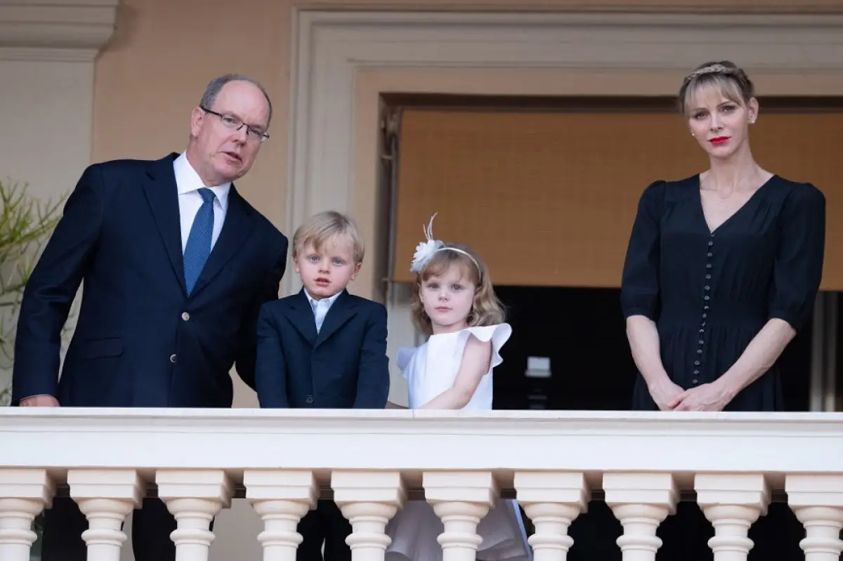Príncipe Alberto, príncipe Jacques, princesa Gabrielle y Charléne de Mónaco