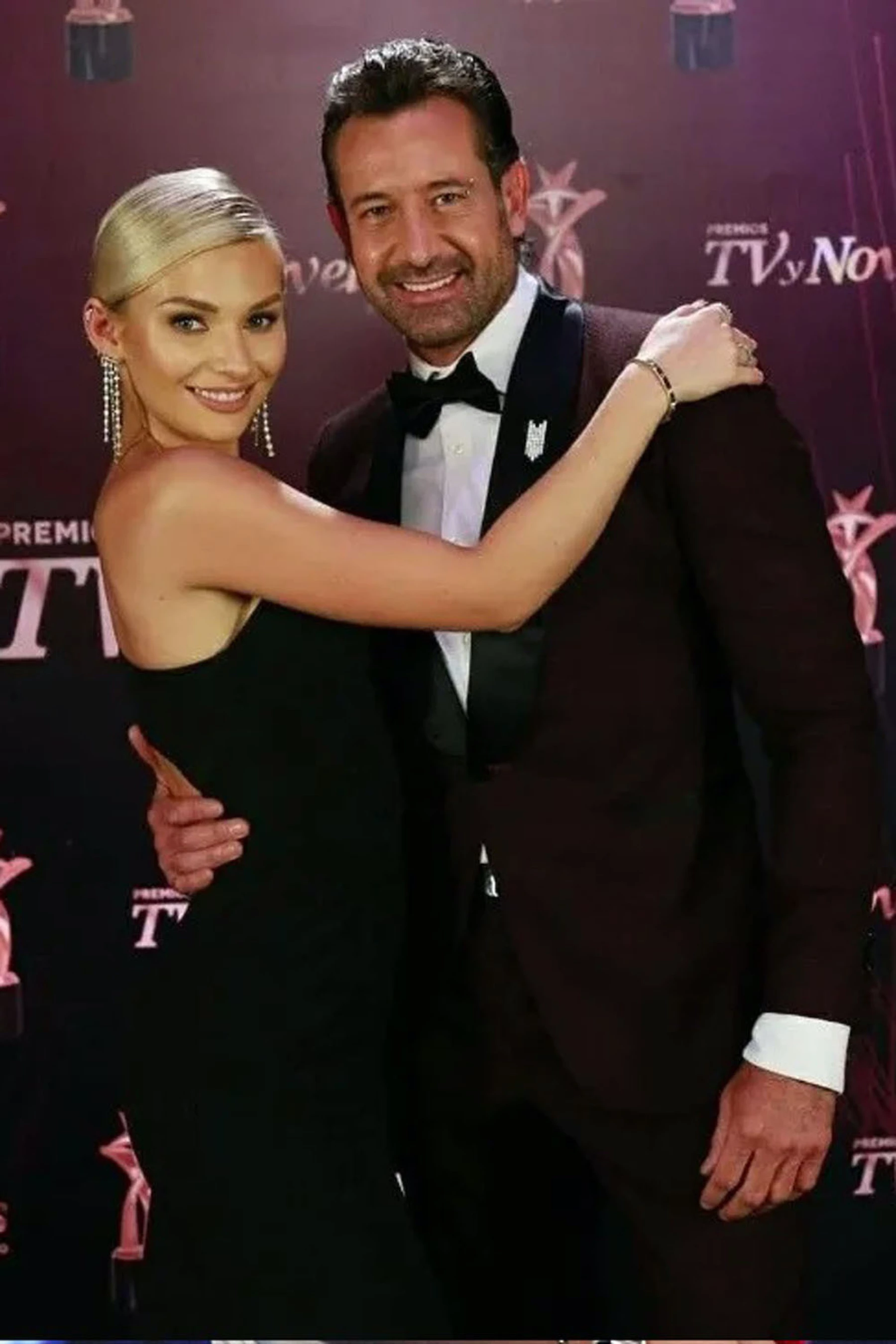 Captan A Irina Baeva Y Gabriel Soto De Compras Con La Hija Del Actor