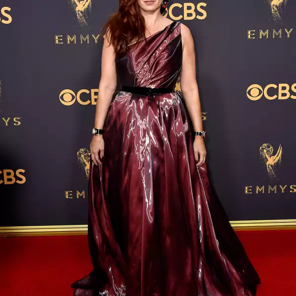 Debra Messing