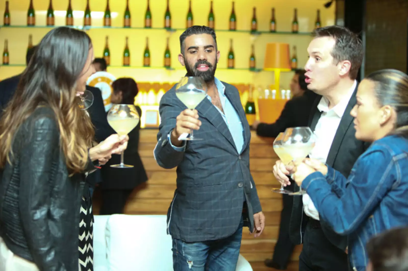 Clara Mori, José Luis Suinaga, Pierre Casenave y Brenda Arias