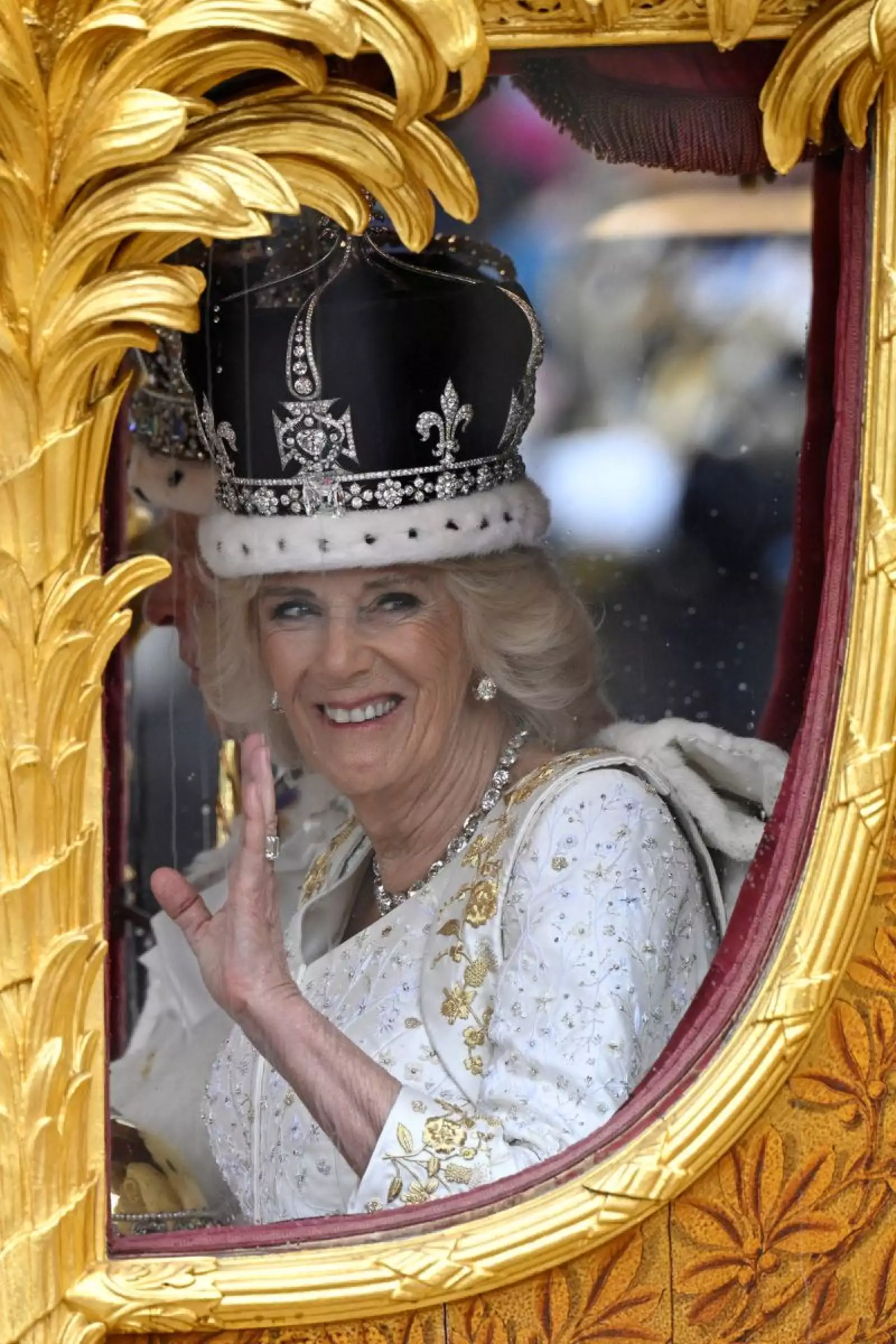 Miembros de la Familia Real Británica en la coronación del rey Carlos III
