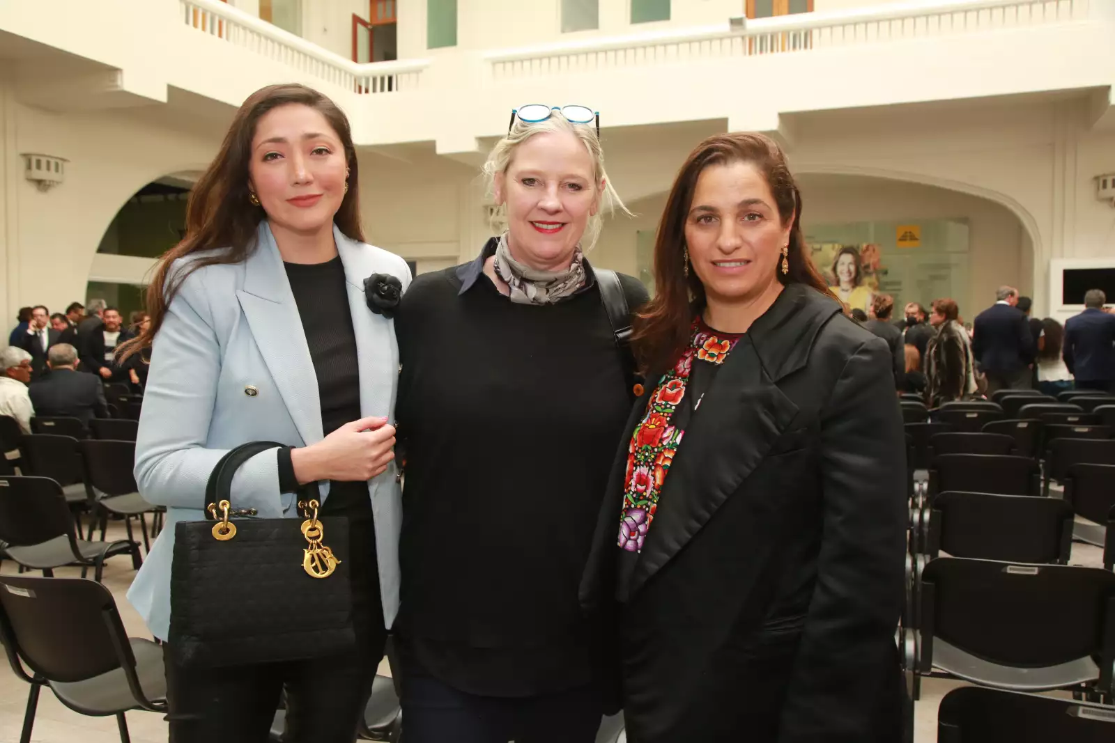 HOMENAJE A MARIE THÉRÈSE HERNAND DE ARANGO