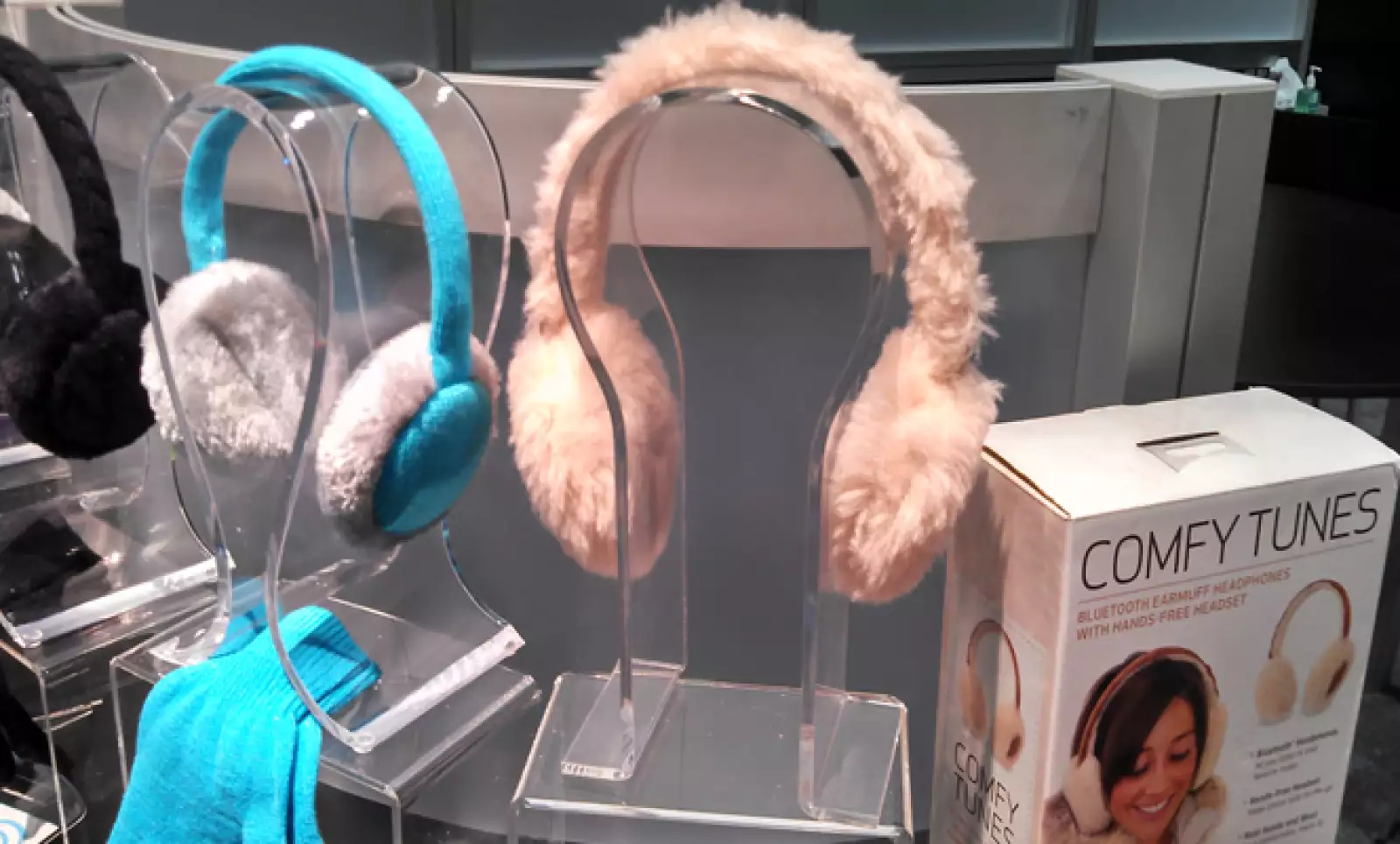 Diseñadas para un mercado femenino estos audífonos presentan sonidos claros, con especial énfasis en los tonos agudos.