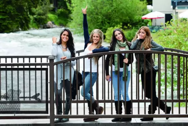 Las hermanas Karla y Roxana Rojo de la Vega no conocían Vail en verano