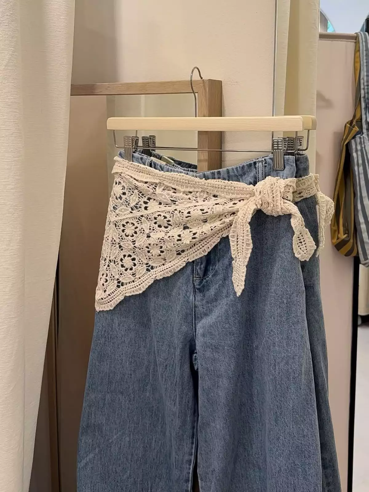 Pañuelo de encaje.jpg