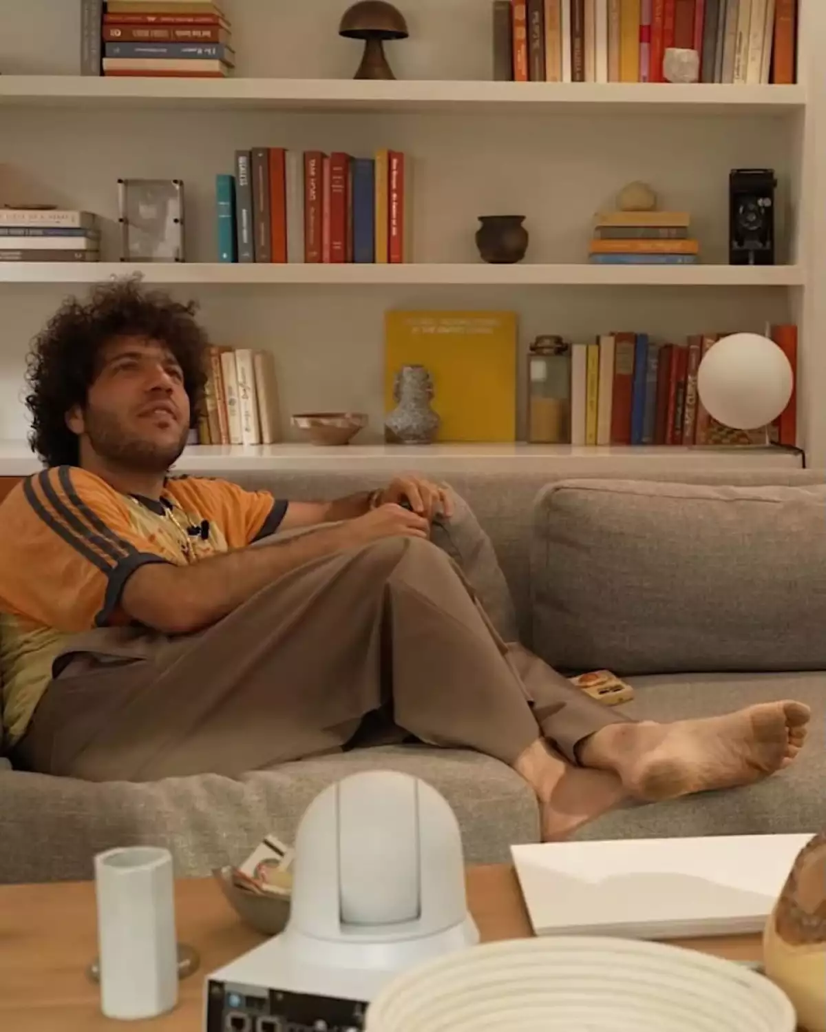 Los pies sucios de Benny Blanco, esposo de Selena Gomez