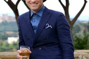 Los outifts de Jude también han creado cuestionamientos sobre su falta de masculinidad.