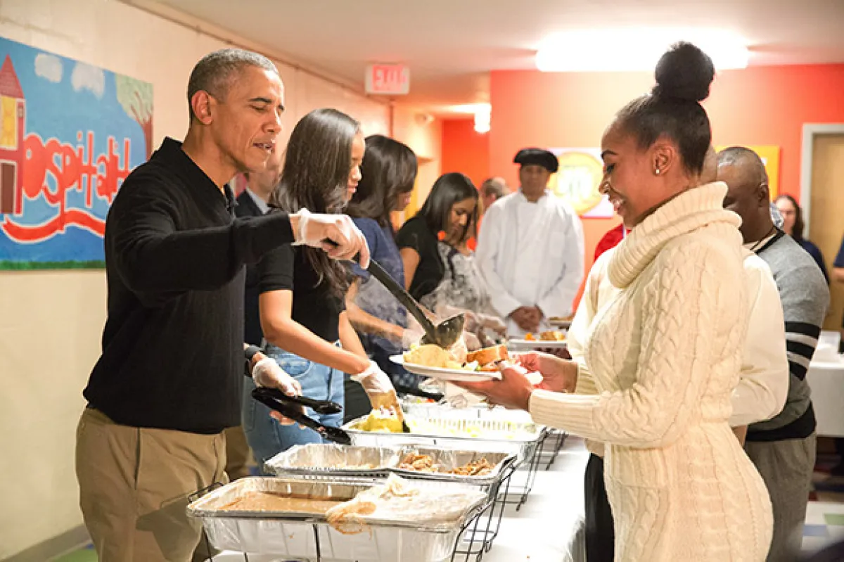Obama instó a la nación a aceptar a los inmigrantes y refugiados.
