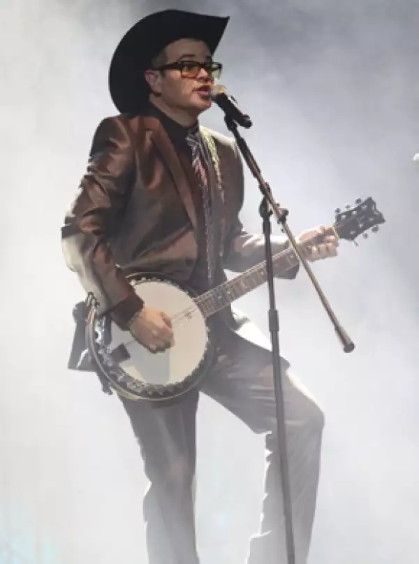 Syntek cantó el tema de `Toy Story´.