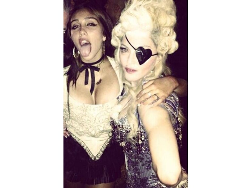 Madonna con su hija Lourdes.