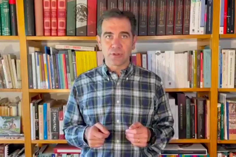 Lorenzo_Córdova.mensaje.jpg