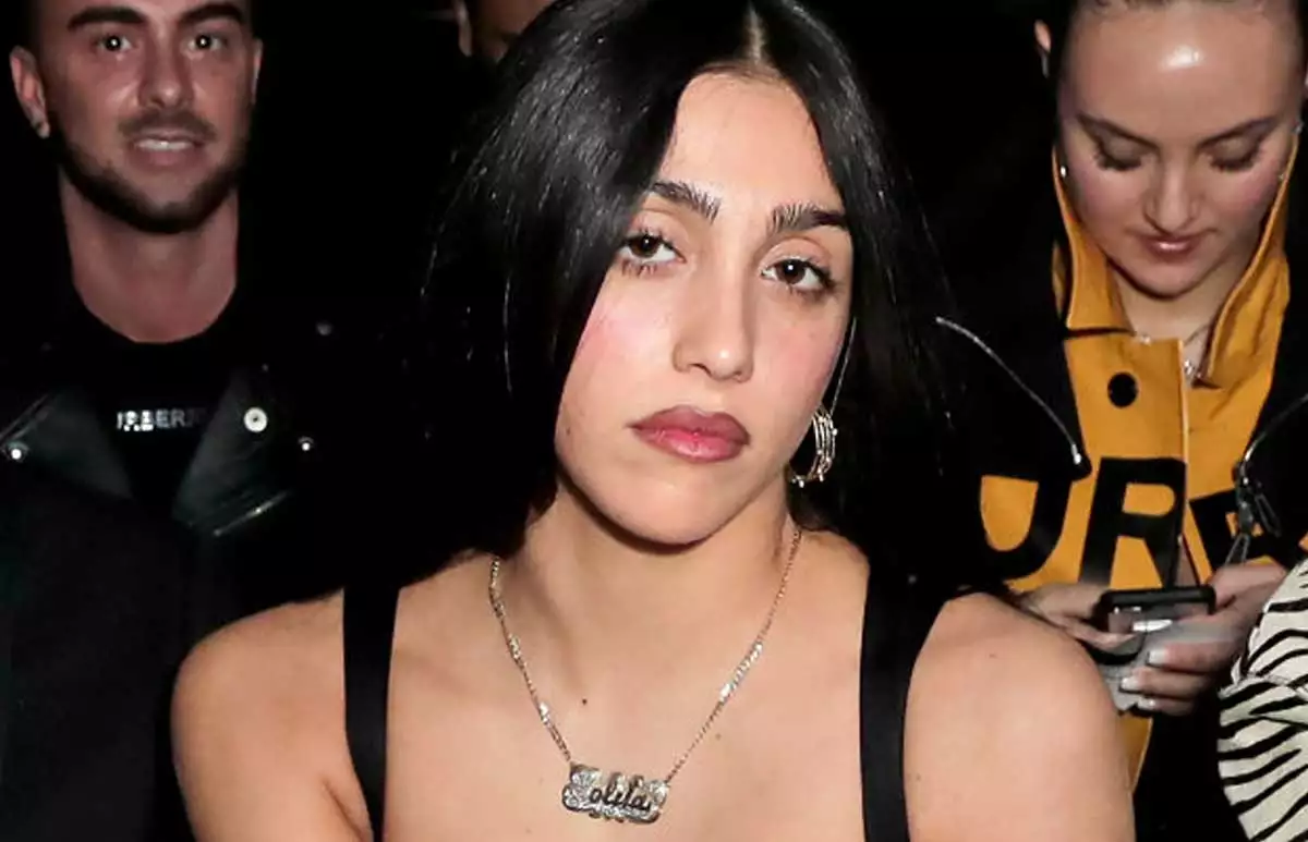 hija-madonna.jpg