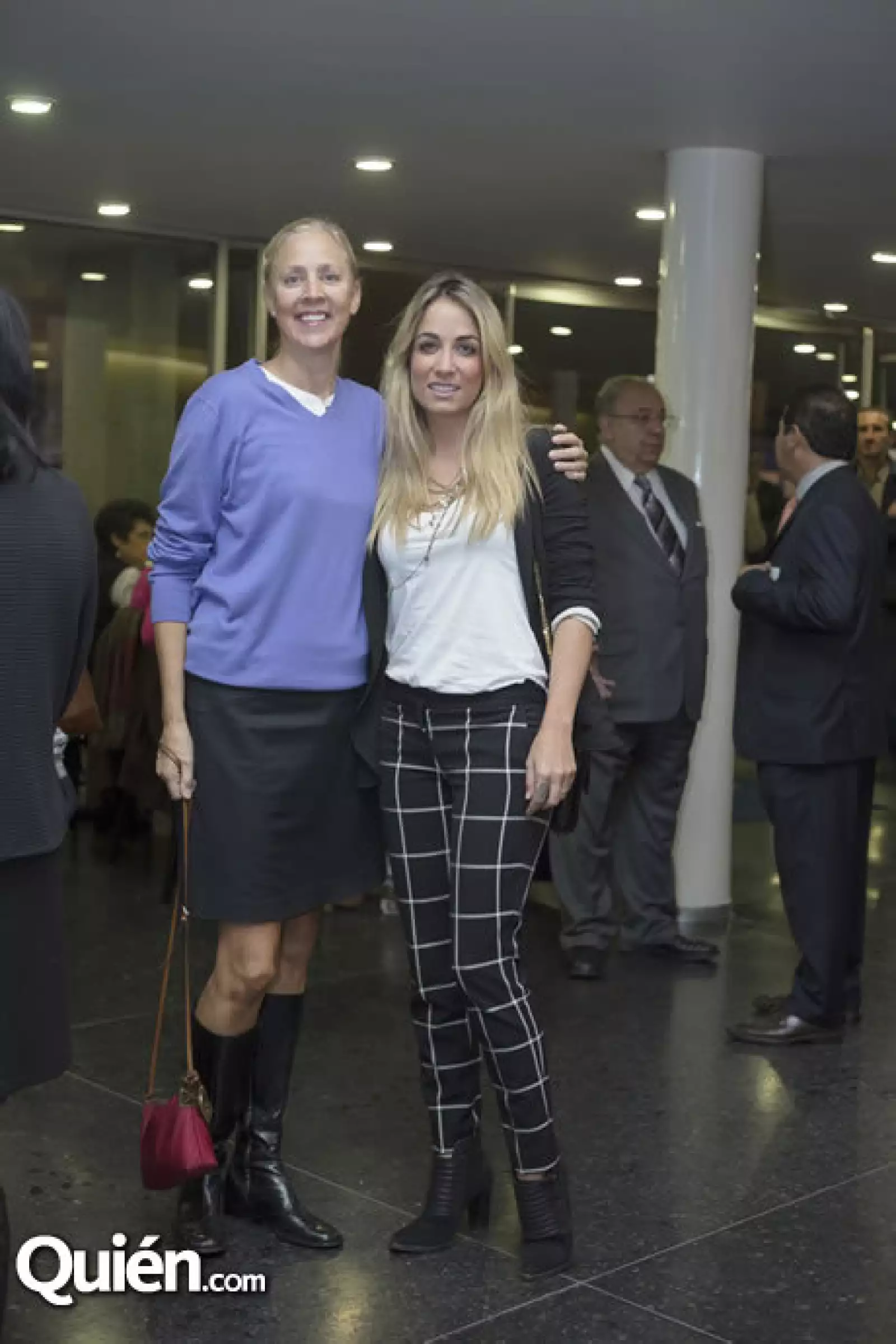 Nancy Pearson,Paola Arango