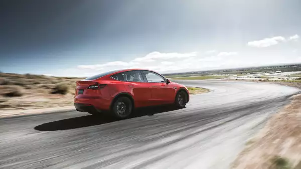 Model Y Rear 34 Red.jpg
