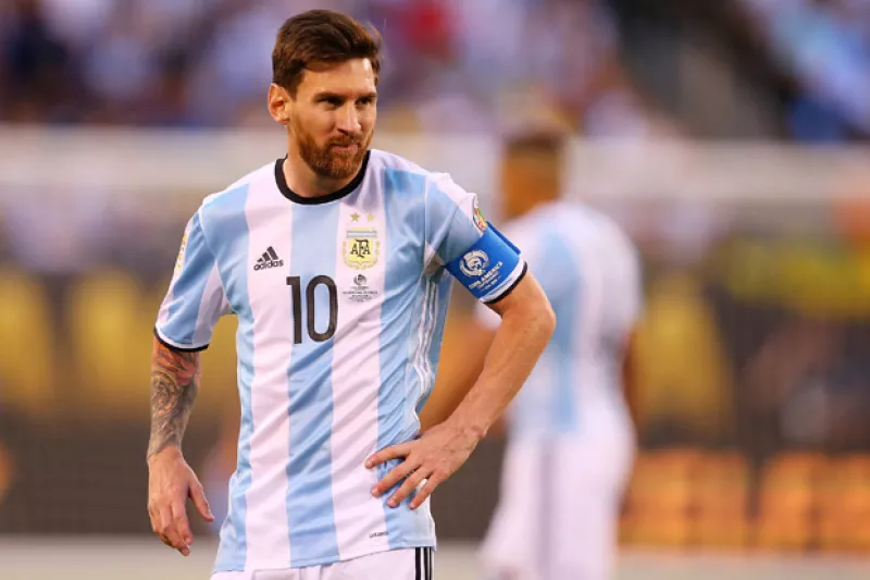 El futbolista finalmente puso punto final a los rumores a través de un comunicado.