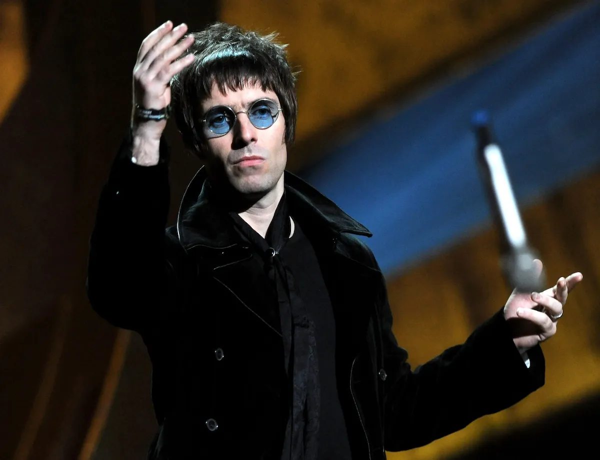 fher-olvera-mana-responde-liam-gallagher