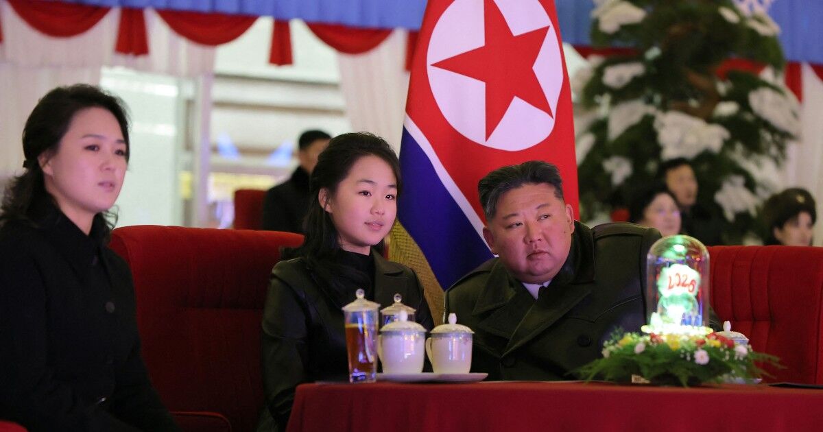 ¿Quién es Kim Ju Ae, la elegida de Kim Jong Un como su sucesora y que ...