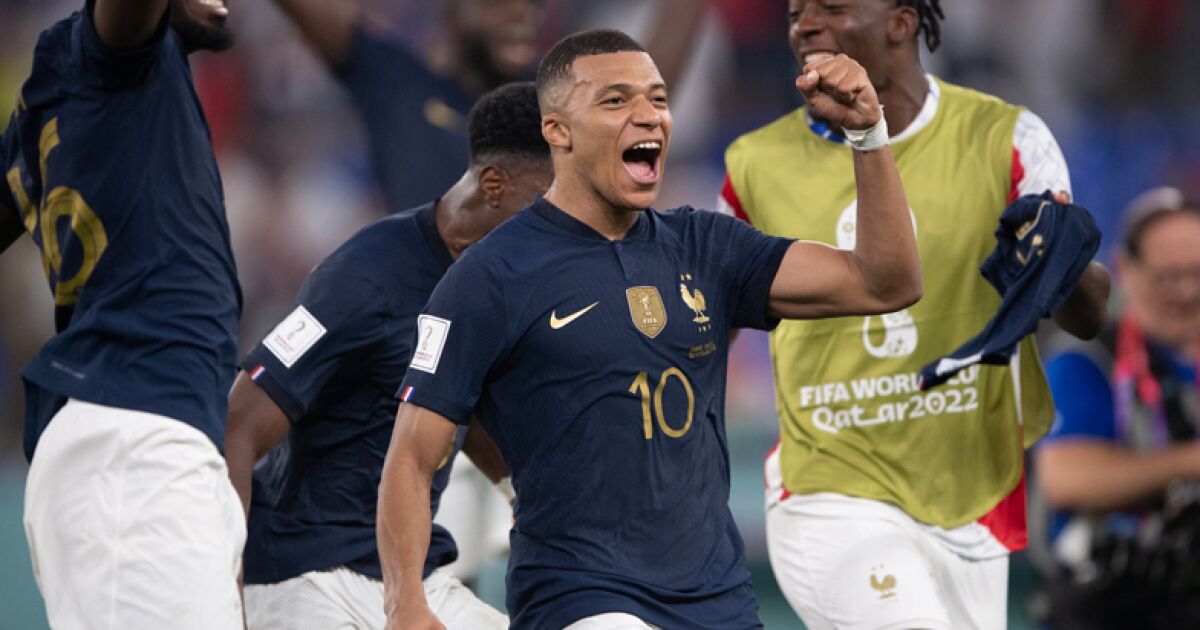 MBAPPÉ: EL EMPERADOR DEL FÚTBOL Y MÁS ALLÁ