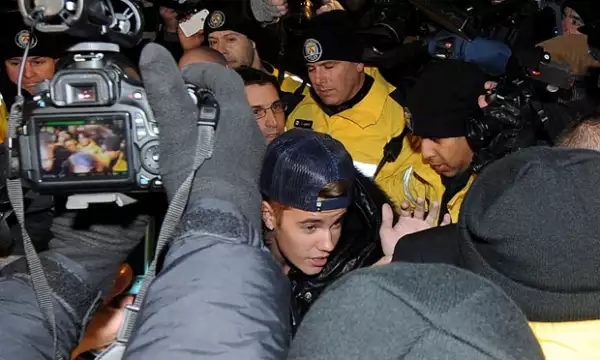 Justin se presentó de manera voluntaria.