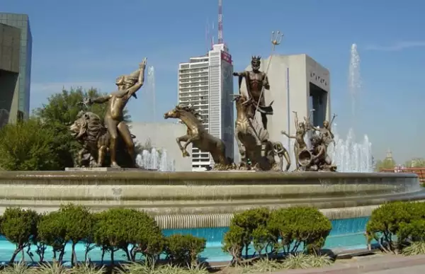 Macroplaza