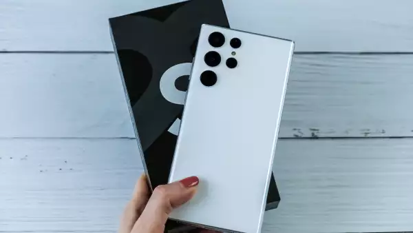 Samsung bloqueará celulares comprados en el mercado gris 