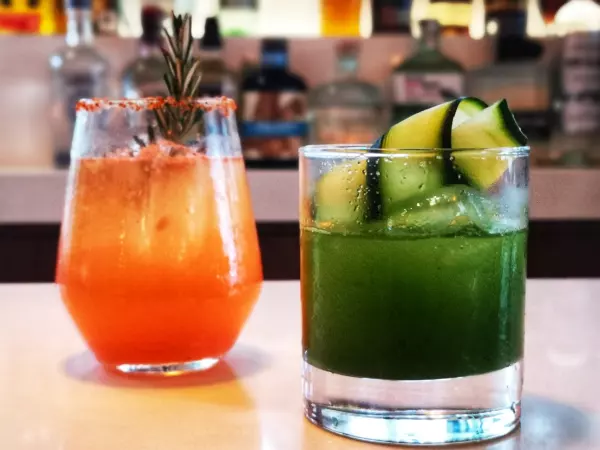 coctéles Pitiona de Mar.jpg