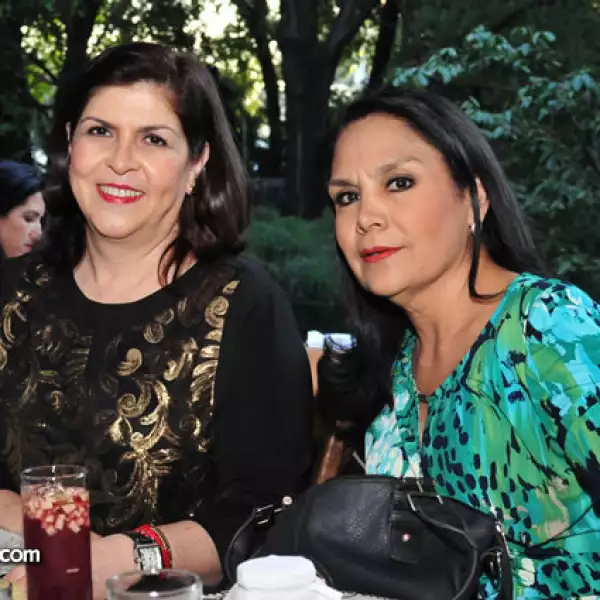 Lucy Cortes,Maricela Macías