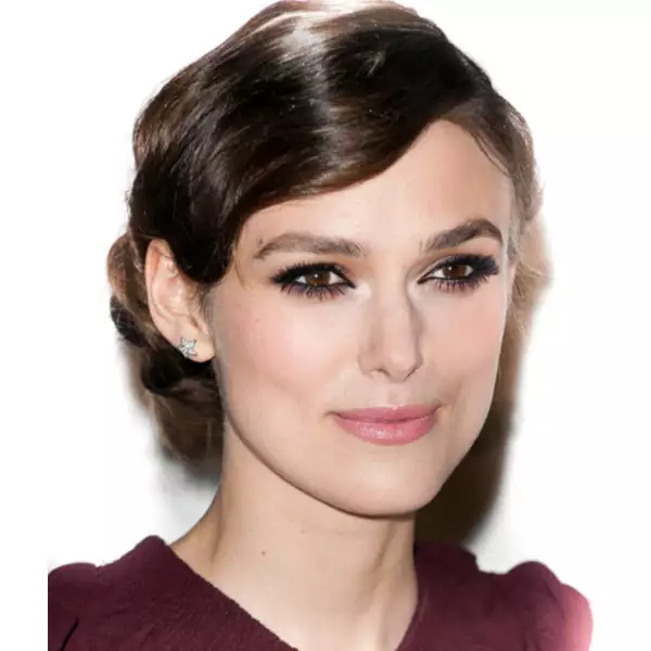 Un giro a los años 20 con un lipstick pálido.