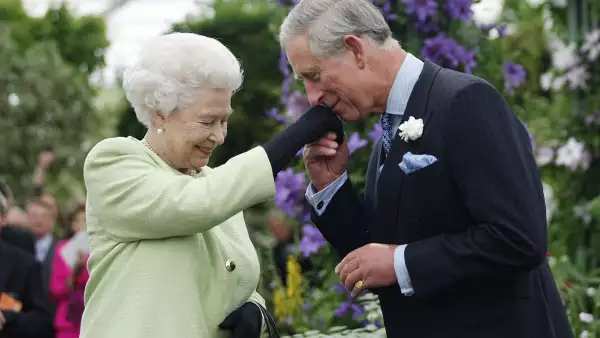Rey Carlos III celebra el primer Día de las Madres en Reino Unido sin la reina Isabel II