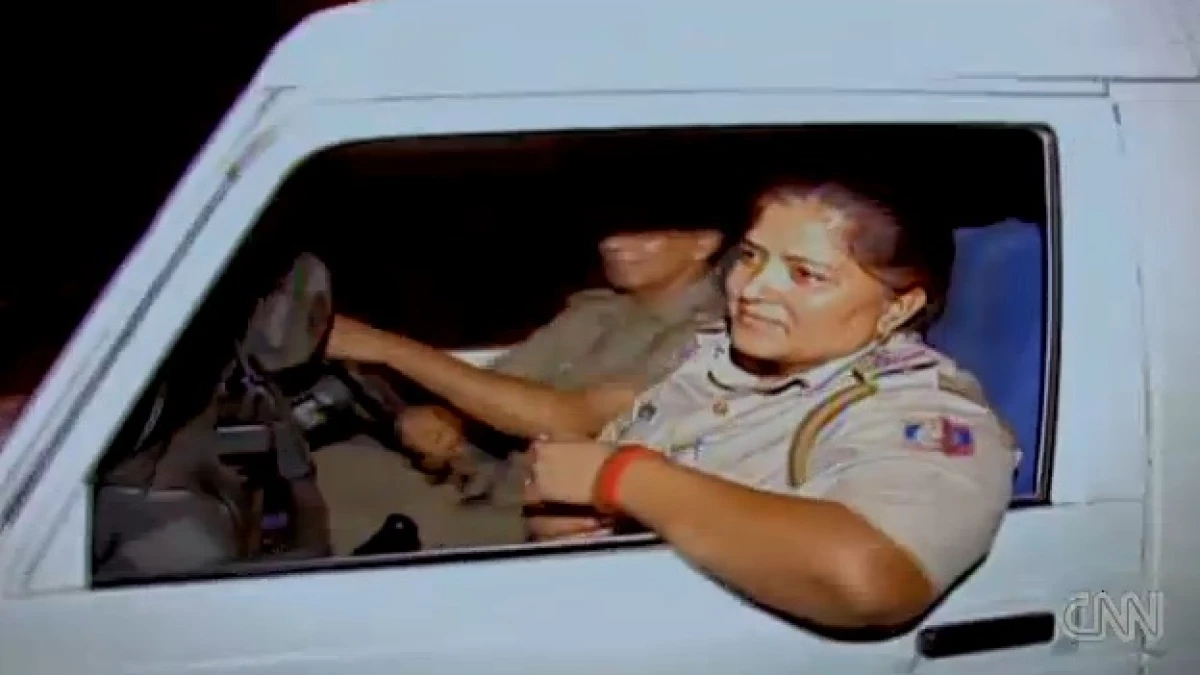 Proyecto Libertad - India - policía
