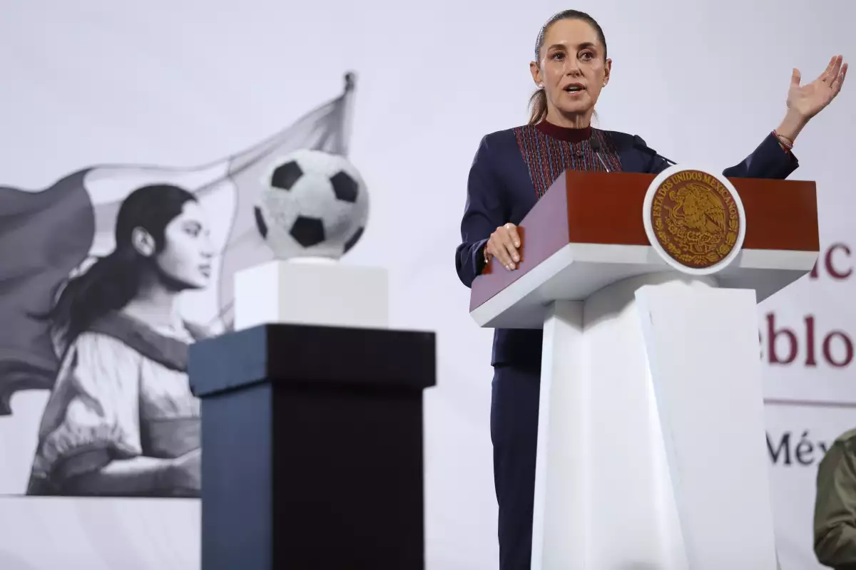 Claudia Sheinbaum asistirá al sorteo del Mundial 2026 de la FIFA en Washington, es su primer viaje a EU