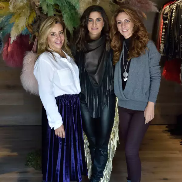 Luisa Serna, Dan y Julieta Nahme.jpg