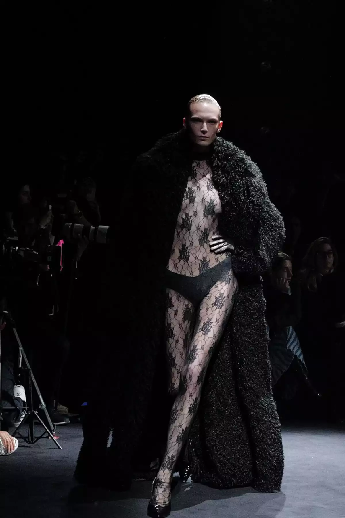 Nina Ricci presenta a la nueva generación de vampiresas francesas
