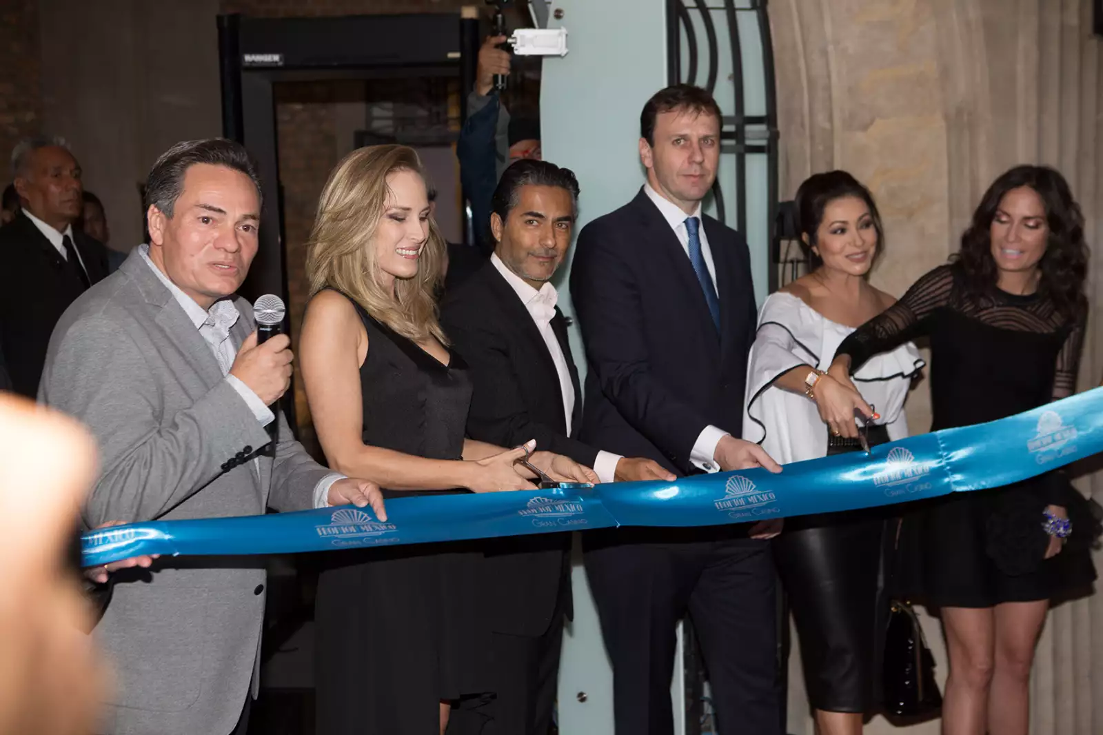 Inauguración del Casino Frontón México