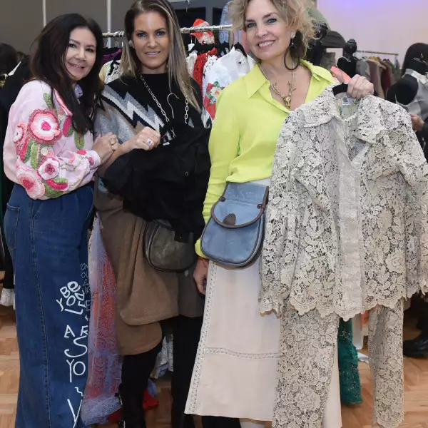 BAZARGILBERTO101022  041.JPG