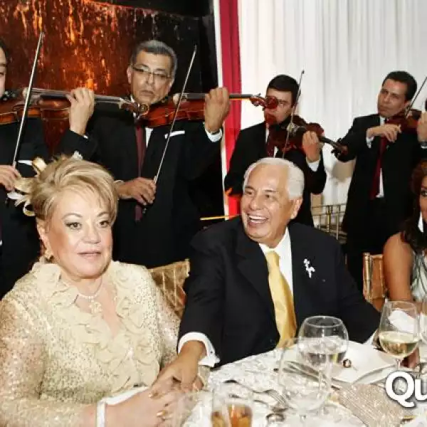 Boda Dionisio, Martha Sánchez