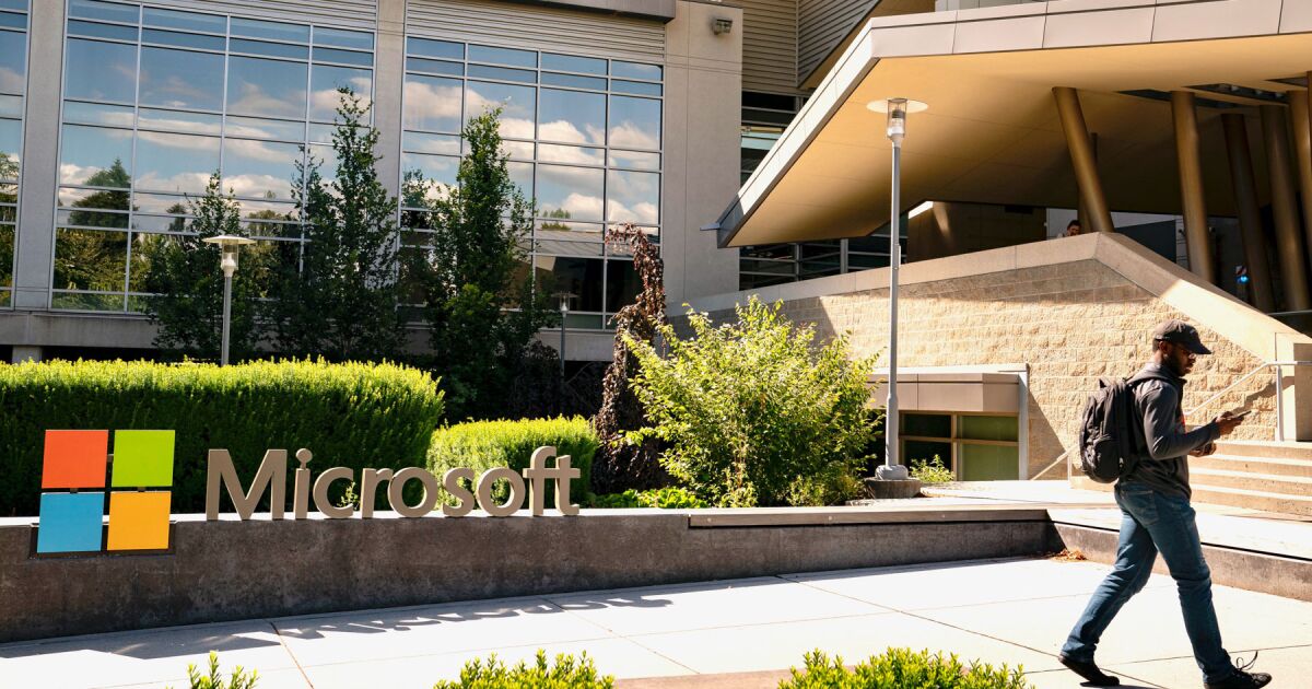 MICROSOFT SE DESMARCA DE OPENAI